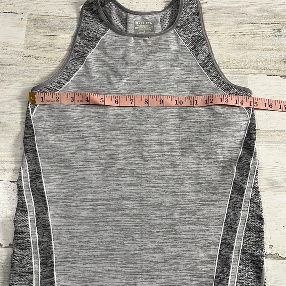 Athleta Gray tank size small - Picture 7 of 8